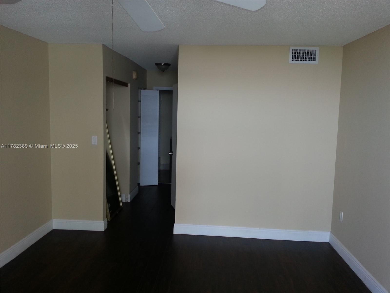 COMMODORE PLAZA CONDO - Residential