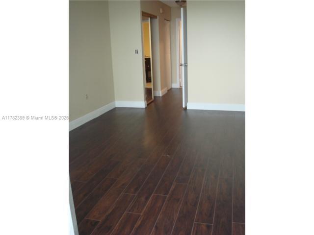 COMMODORE PLAZA CONDO - Residential