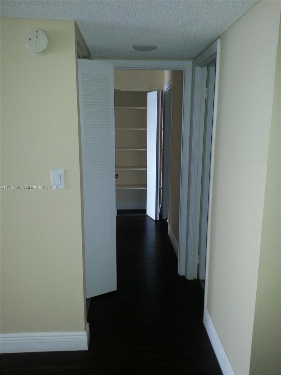 COMMODORE PLAZA CONDO - Residential