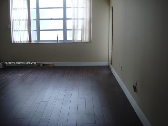 COMMODORE PLAZA CONDO - Residential