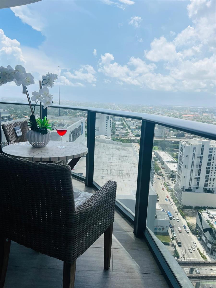 BRICKELL HEIGHTS WEST CON - Residential
