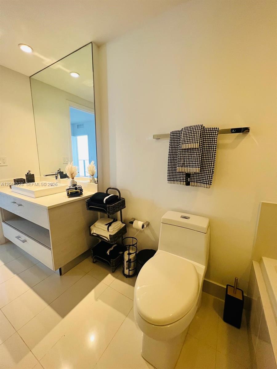 BRICKELL HEIGHTS WEST CON - Residential