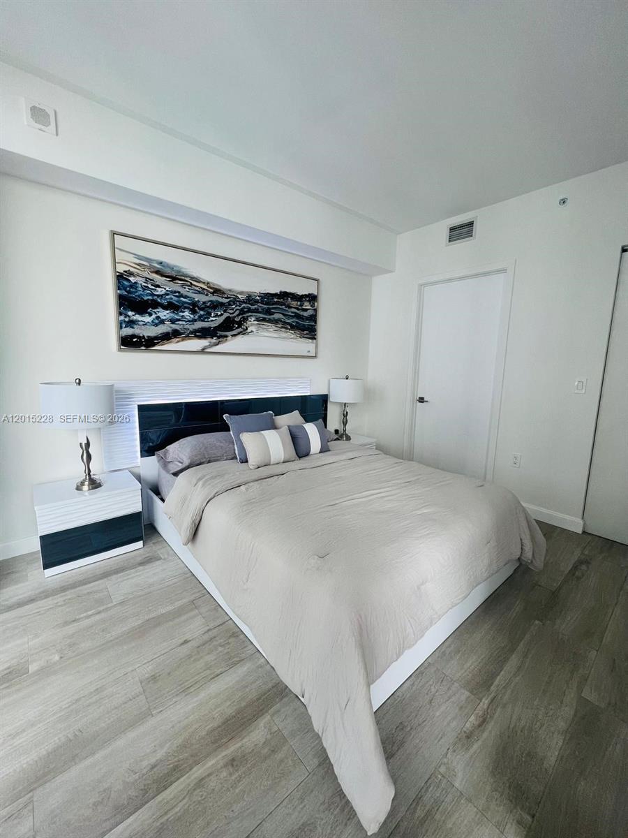 BRICKELL HEIGHTS WEST CON - Residential