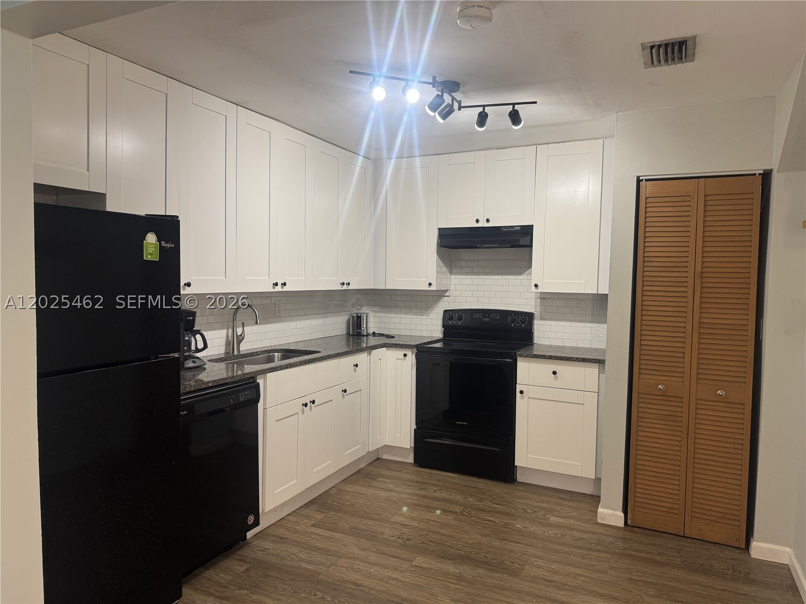 PROGRESSO - Residential Lease