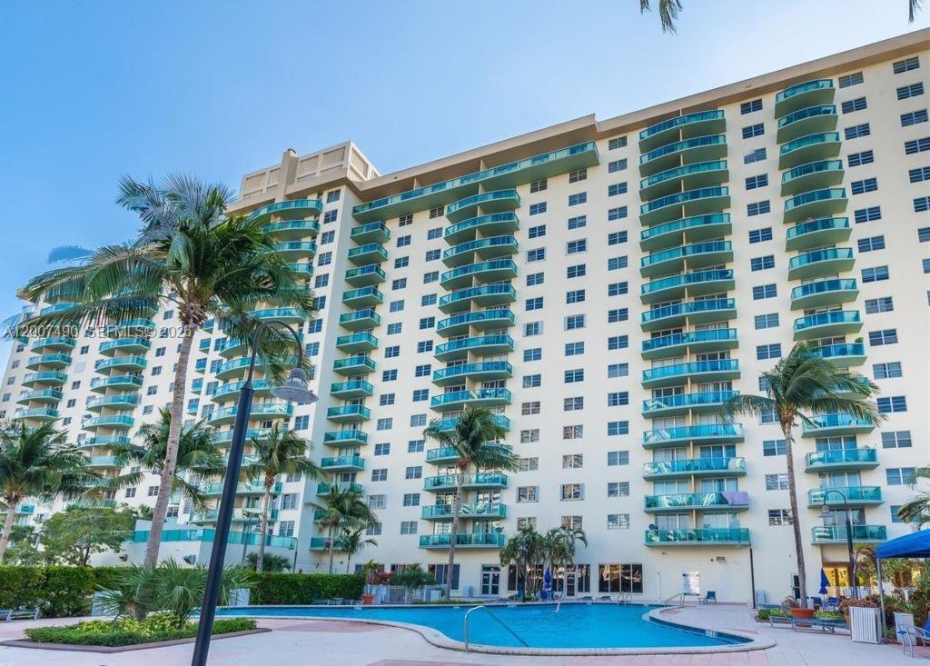 Great opportunity in an amazing building. Ready to be remodeled , Investors are welcome.The Unit can be rented right away. Walking distance to the Beach and Open Balcony with ESPECTACULAR view of Intracostal. Close to Aventura Mall and Great Amenities . Common Laundry Room in every floor. HOA includes Cable , Internet , Water , Sewer and Pets Control .