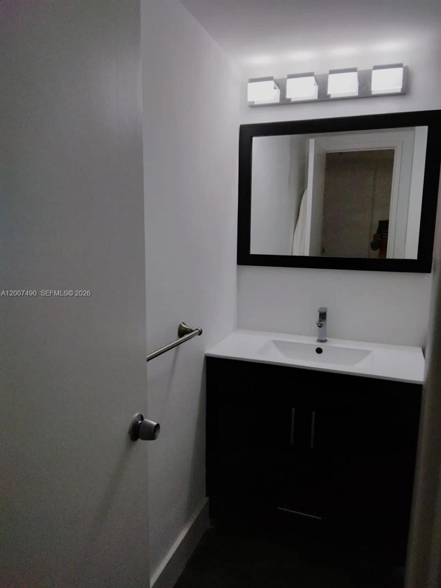 OCEANVIEW BUILDING B COND - Residential