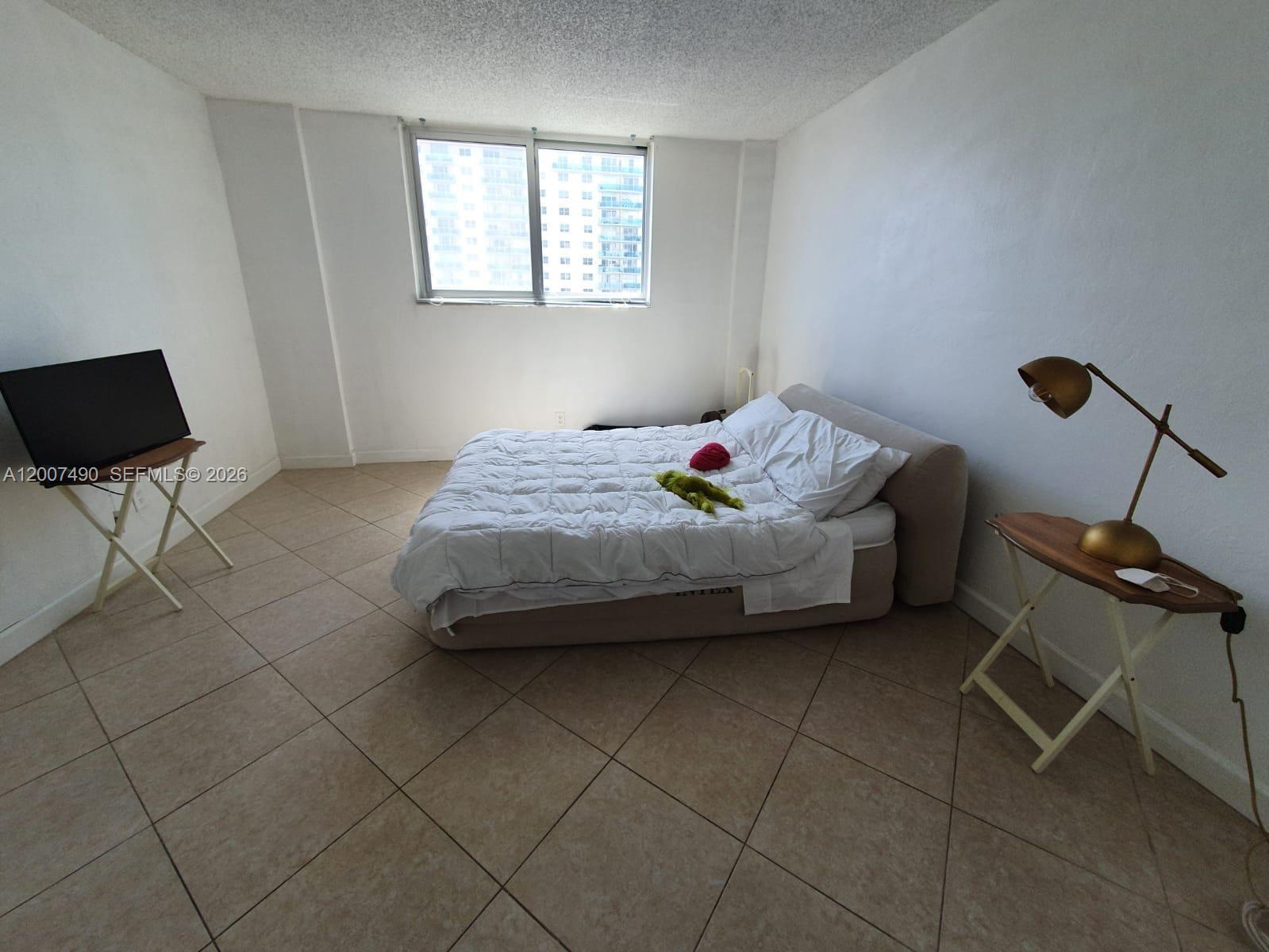 OCEANVIEW BUILDING B COND - Residential