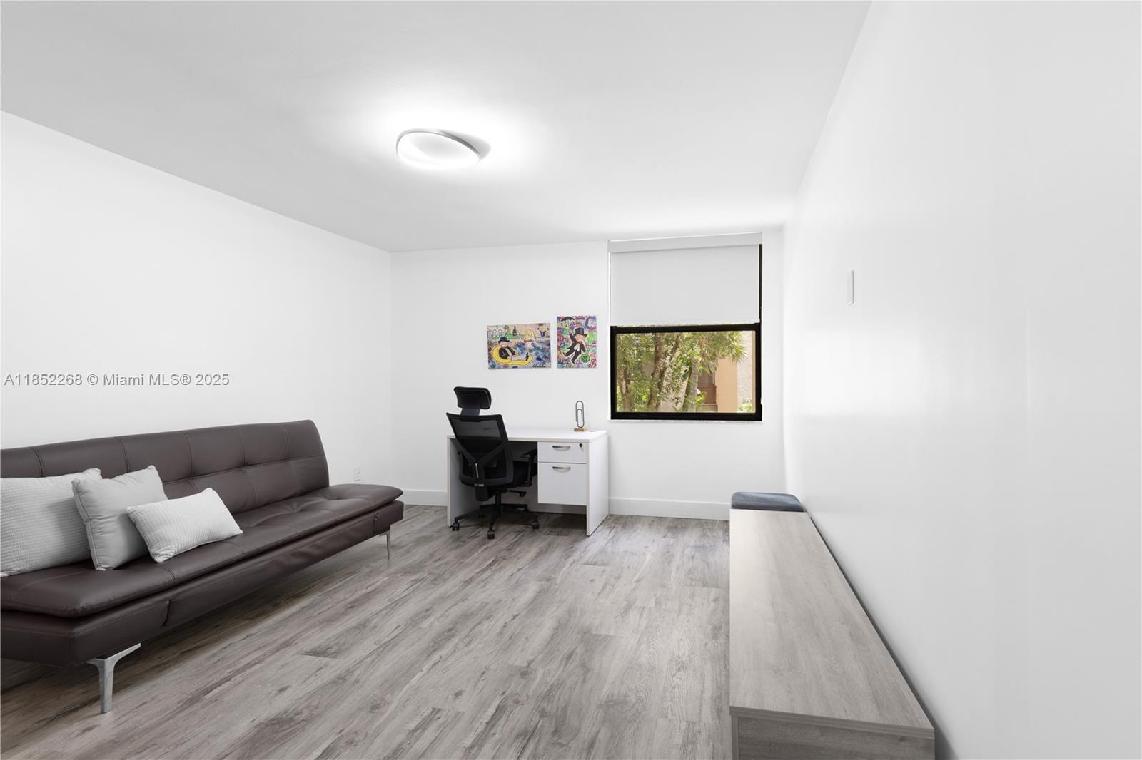 PROMENADE AT KENDALE LAKE - Residential