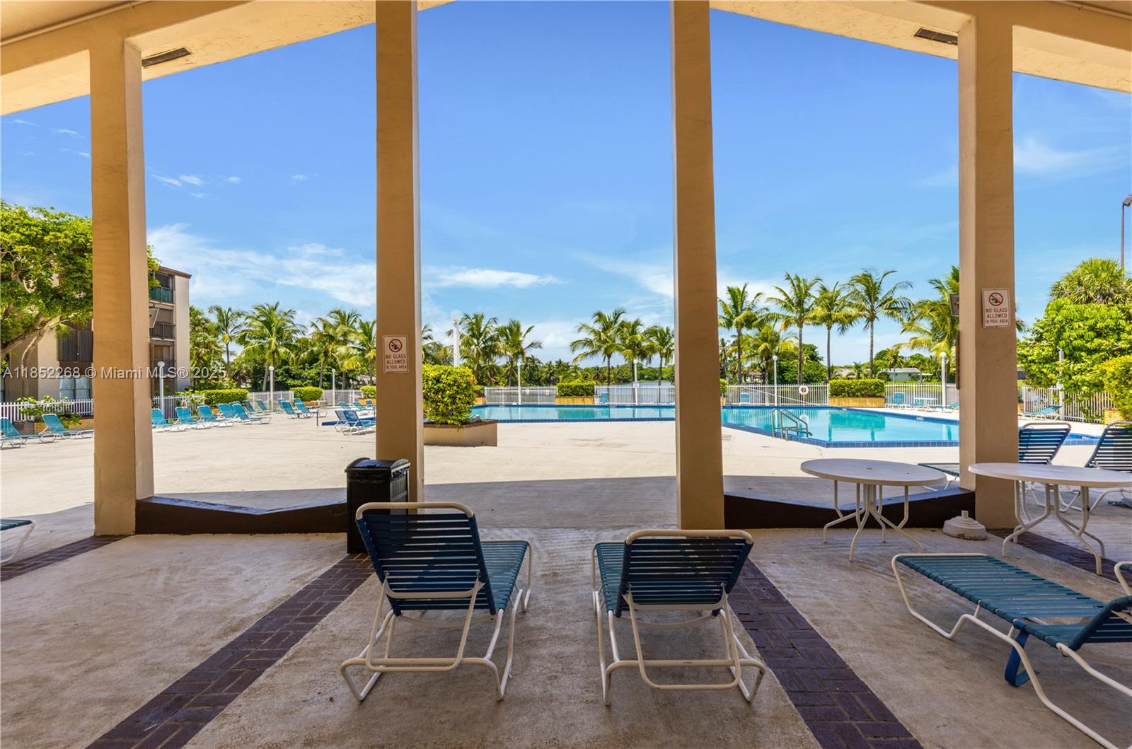 PROMENADE AT KENDALE LAKE - Residential