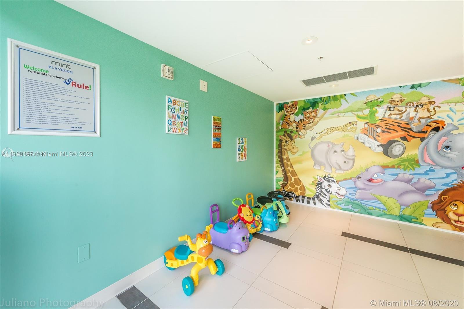MINT CONDOMINIUM - Residential Lease