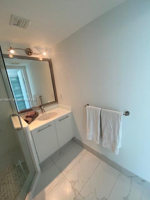 MINT CONDOMINIUM - Residential Lease