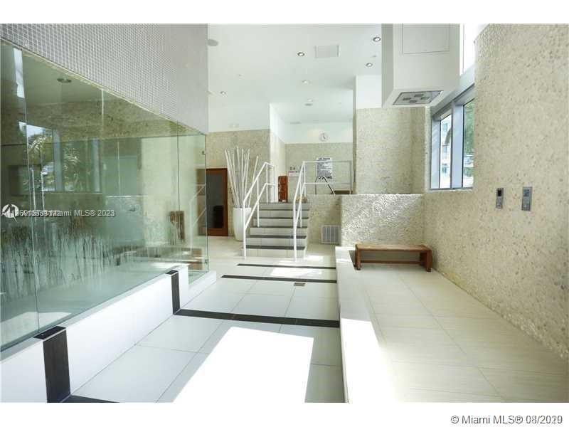 MINT CONDOMINIUM - Residential Lease