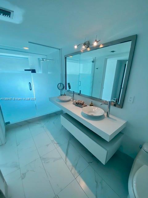 MINT CONDOMINIUM - Residential Lease