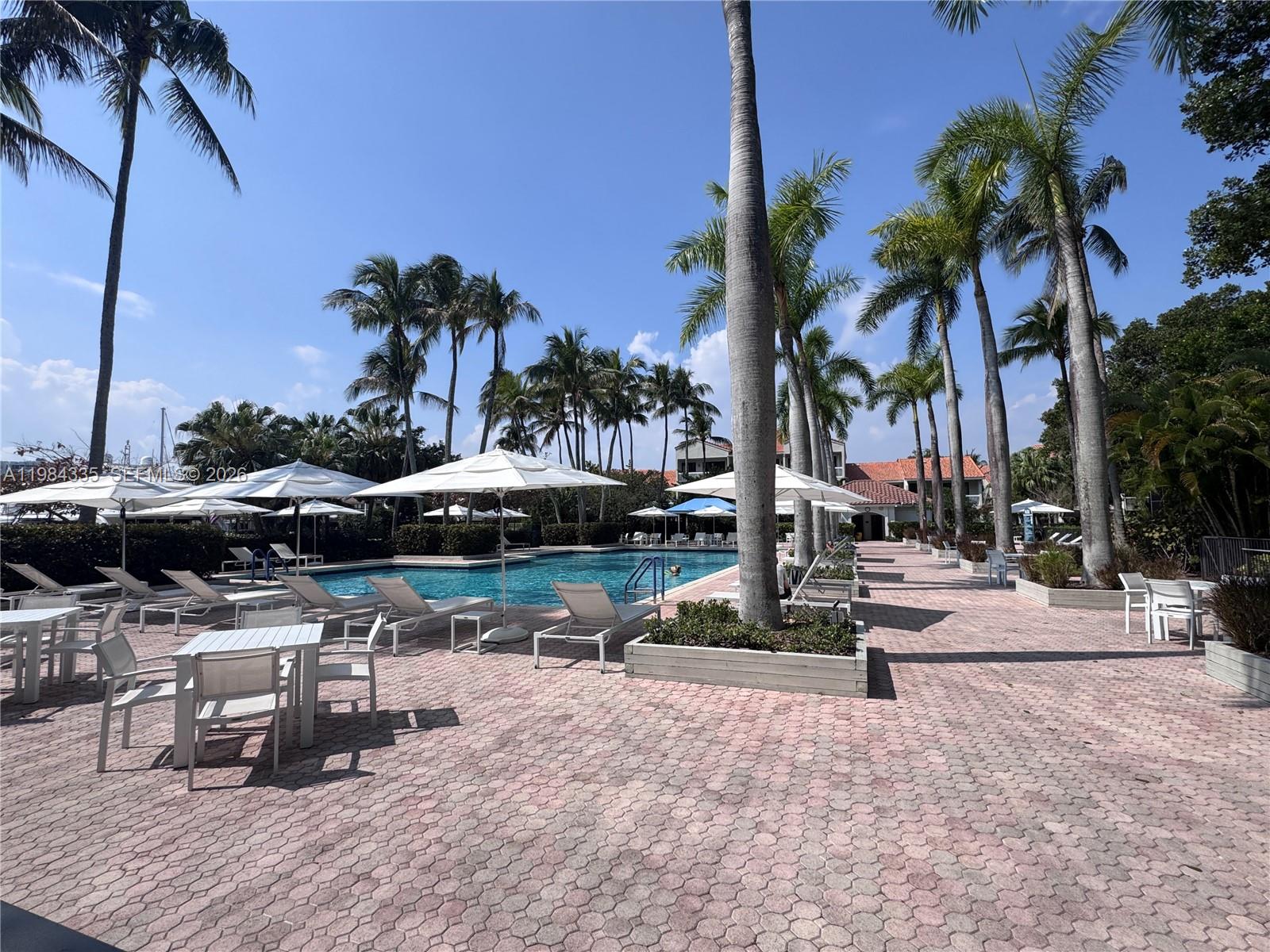 PORTSVIEW @ THE WATERWAYS - Residential