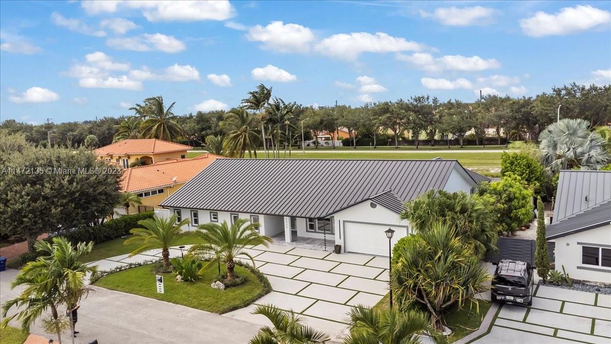 NORTH LINKS COUNTRY CLUB - Residential