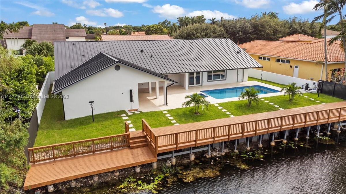 NORTH LINKS COUNTRY CLUB - Residential