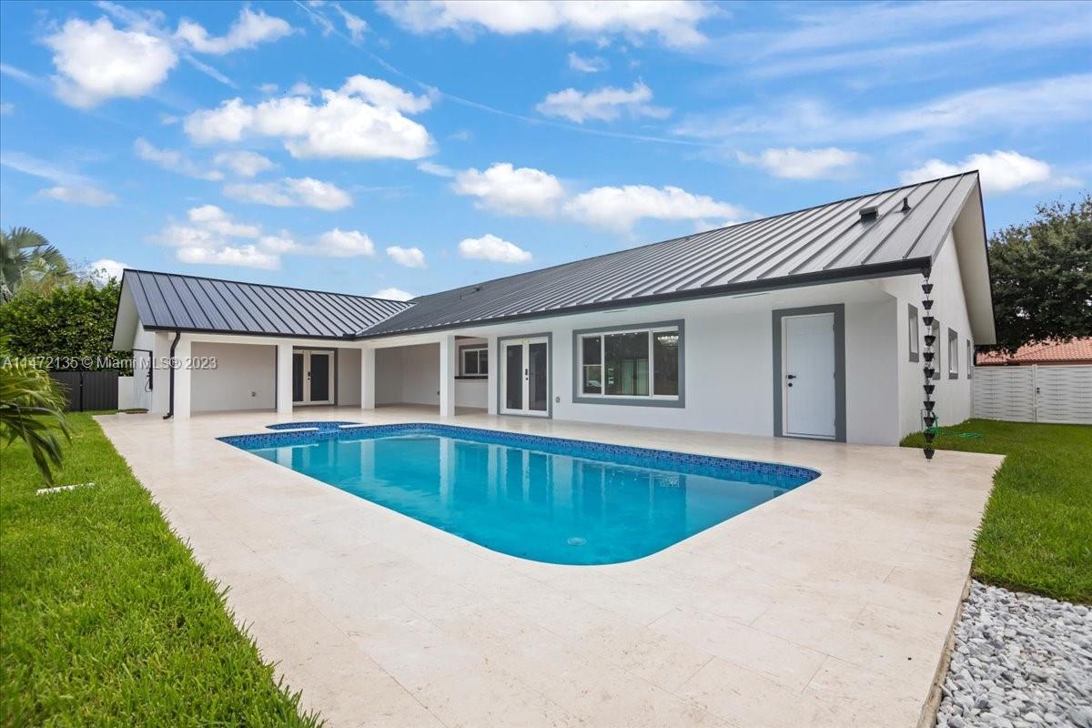NORTH LINKS COUNTRY CLUB - Residential