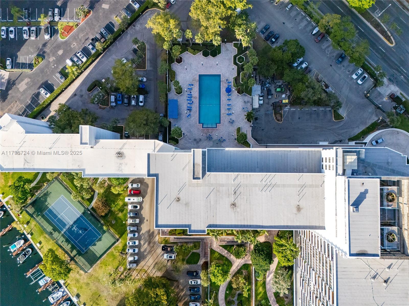 OLYMPUS CONDO PHASE - Residential