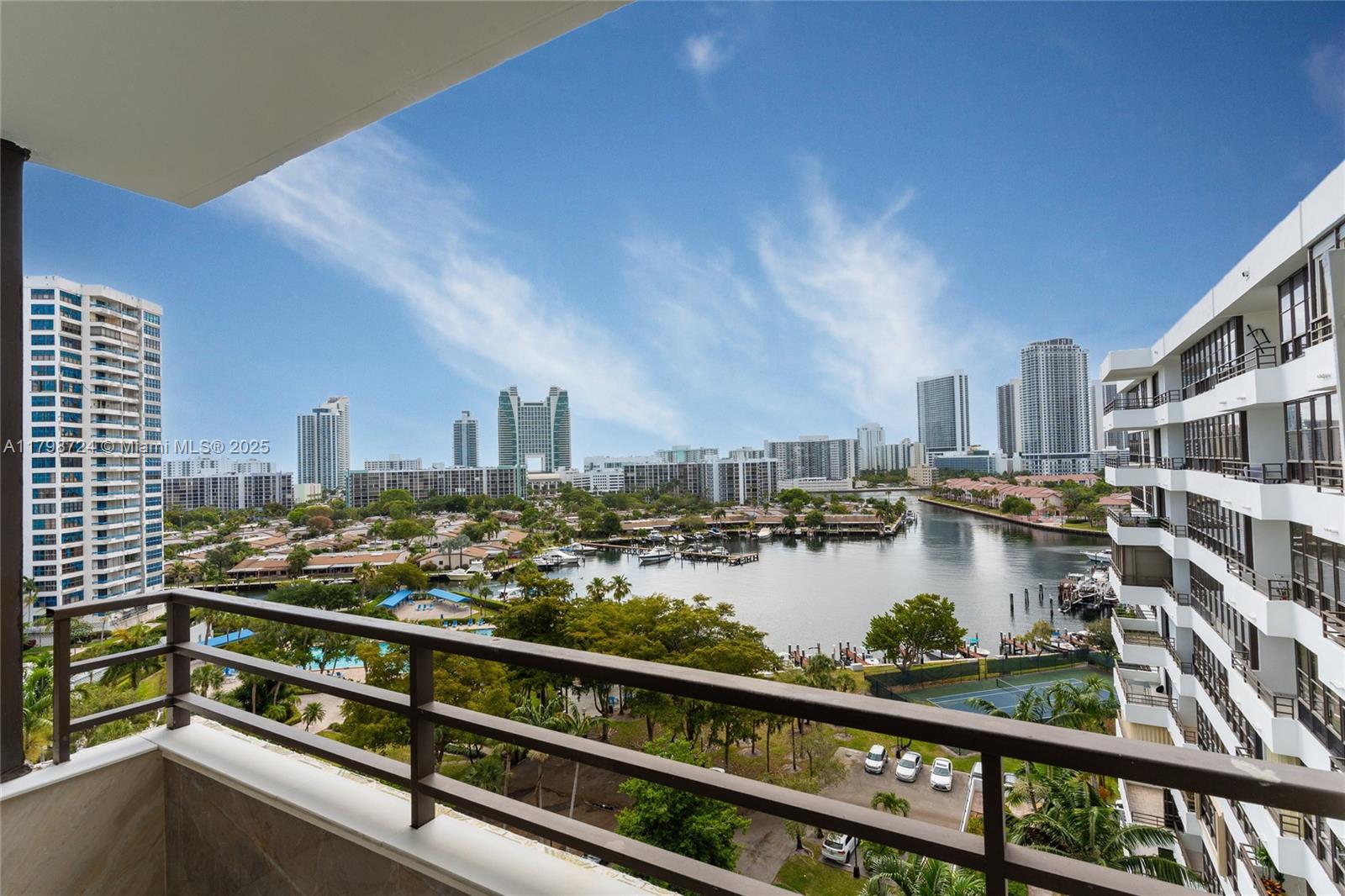 OLYMPUS CONDO PHASE - Residential