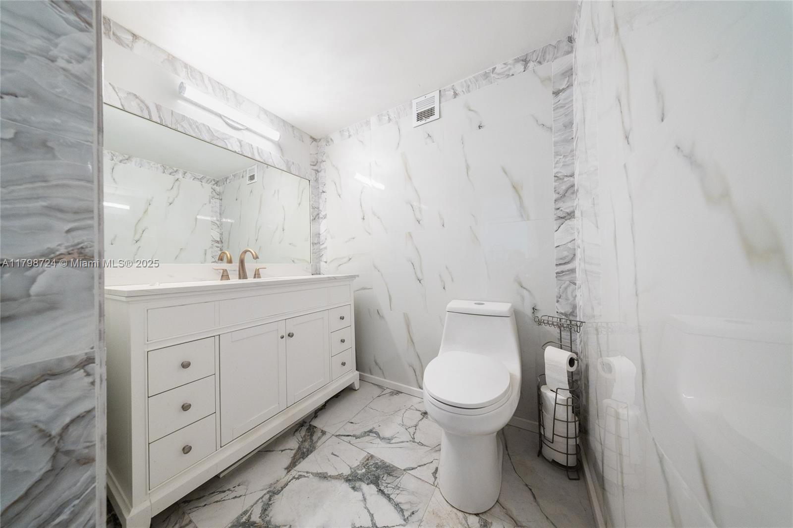 OLYMPUS CONDO PHASE - Residential