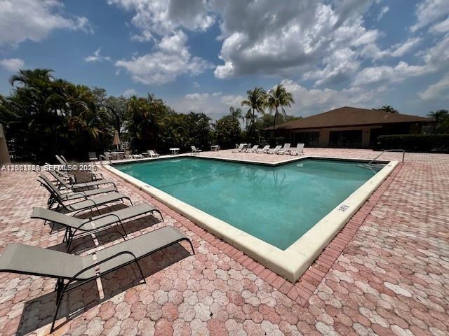 TAMARAC GARDENS CONDOMINI - Residential