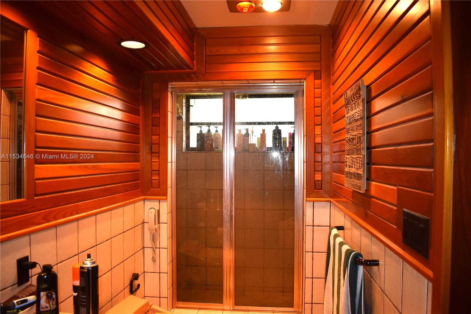 HIDEAWAY PINES SEC 1 - Residential