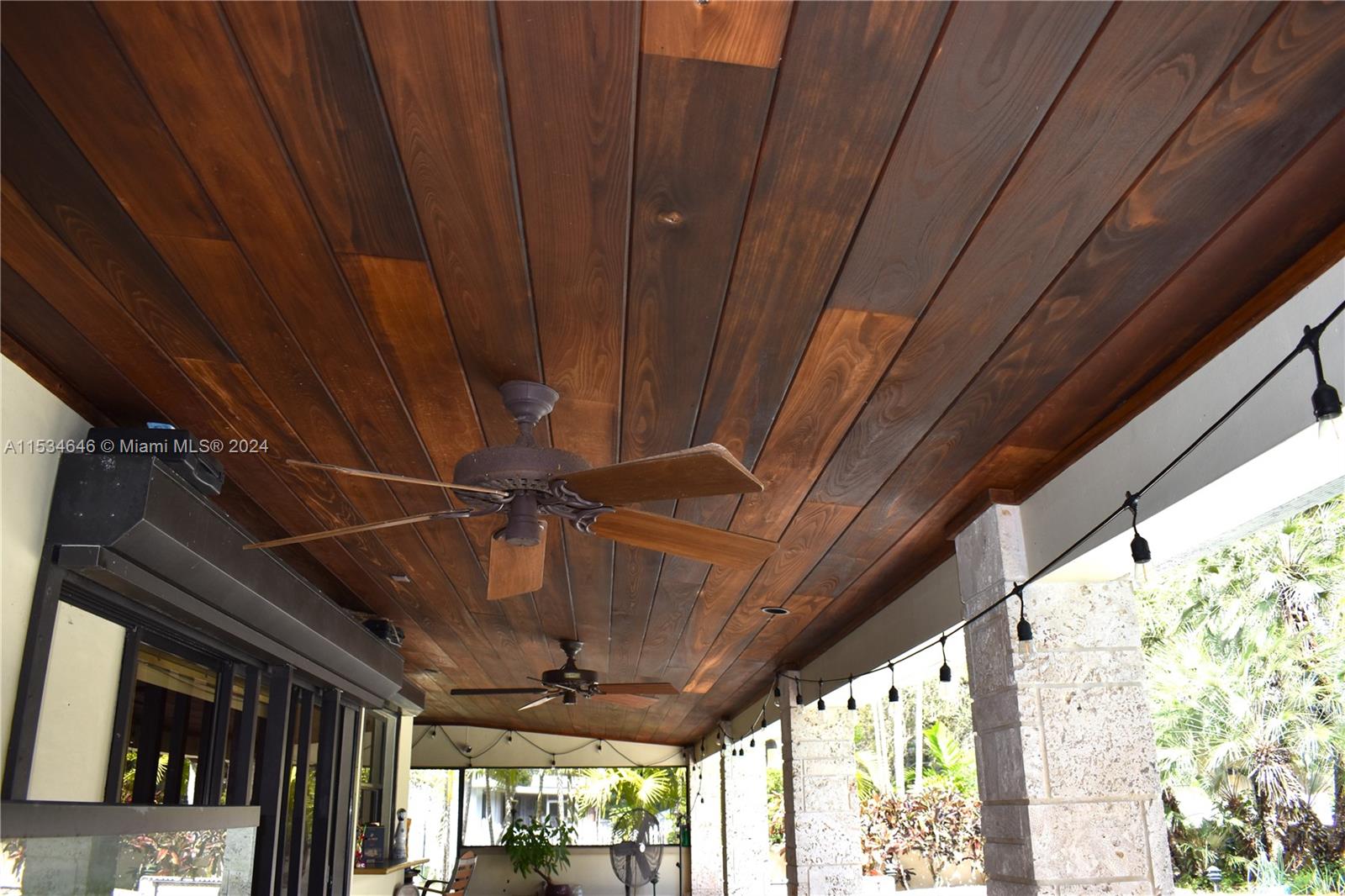 HIDEAWAY PINES SEC 1 - Residential