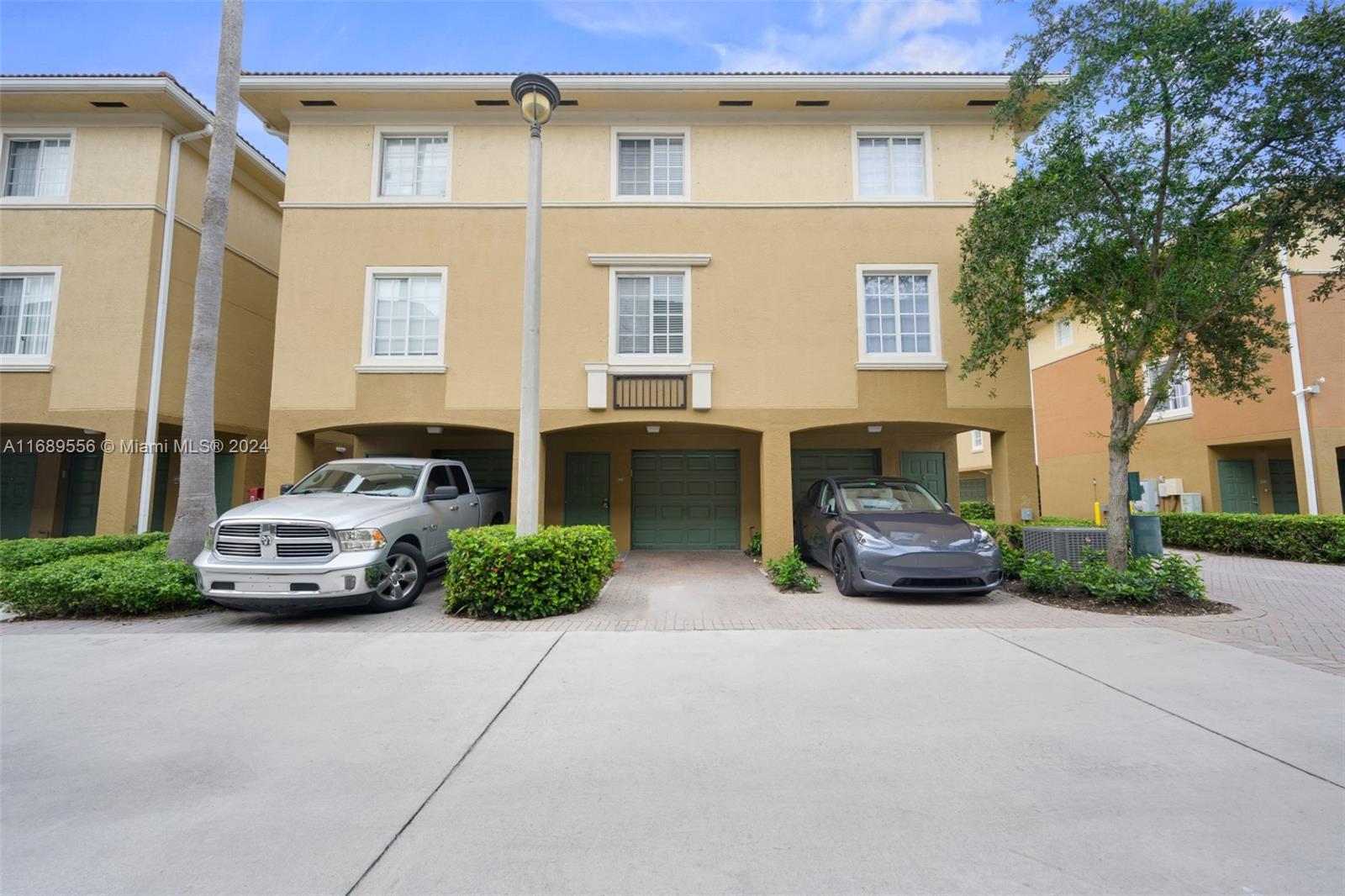 AVENTI AT AVENTURA CONDO - Residential Lease