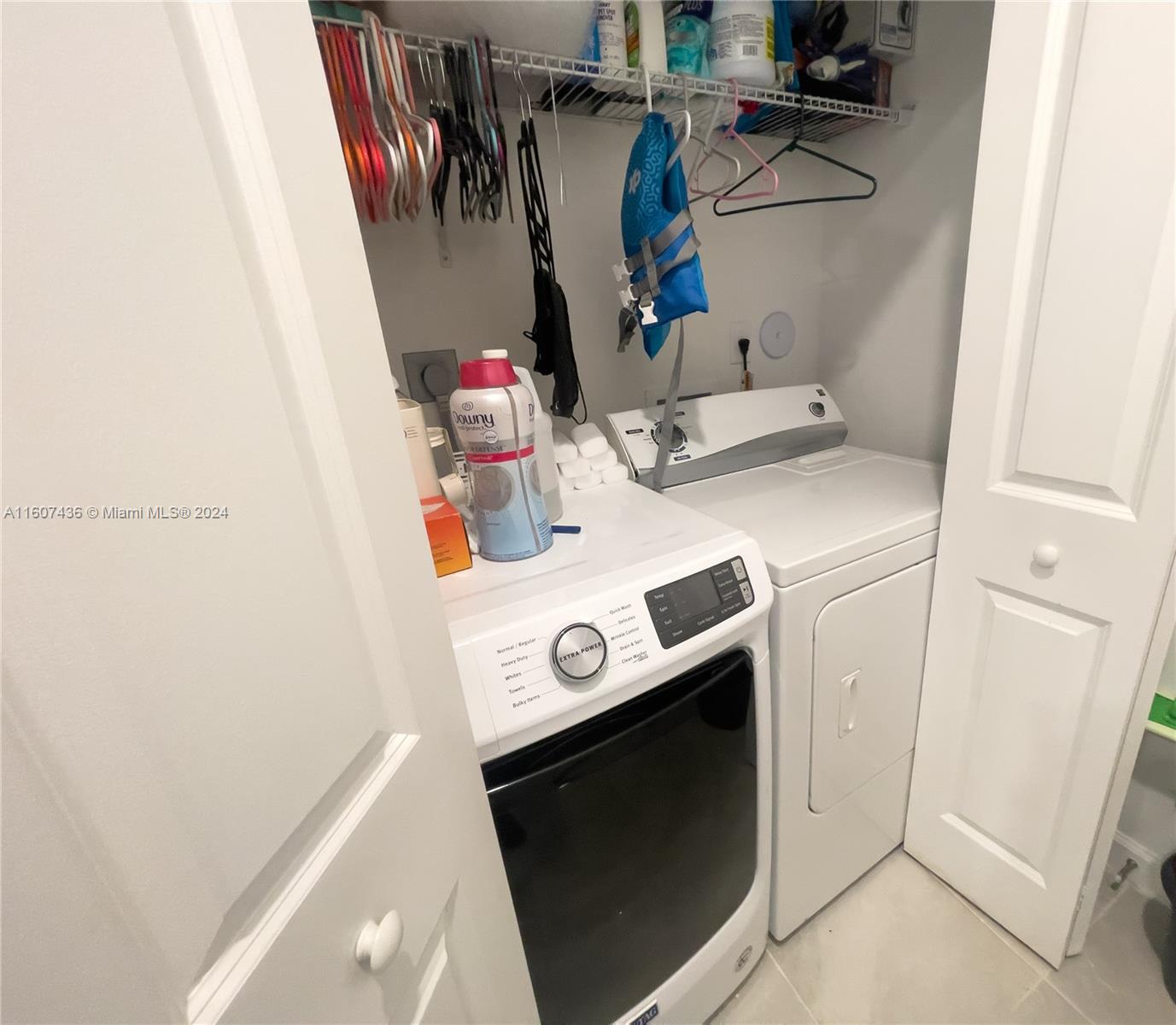 PINE ISLE - Residential Lease