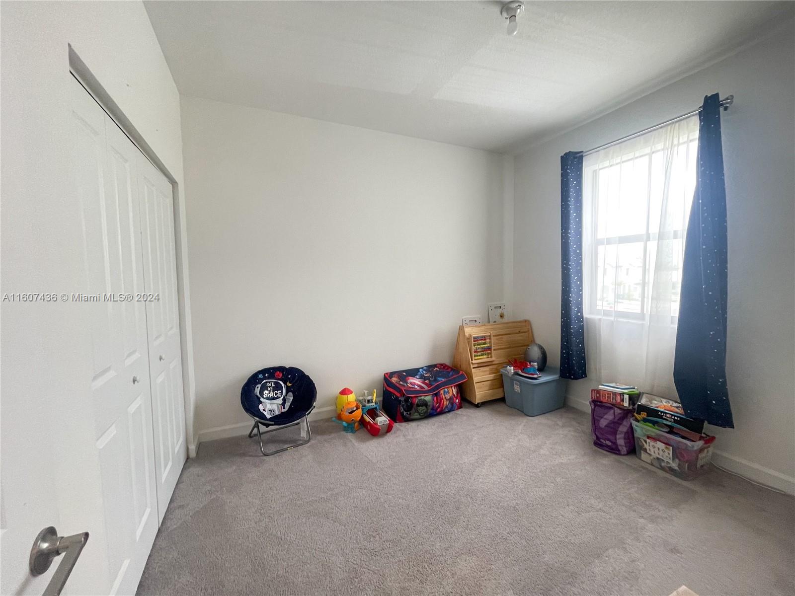 PINE ISLE - Residential Lease