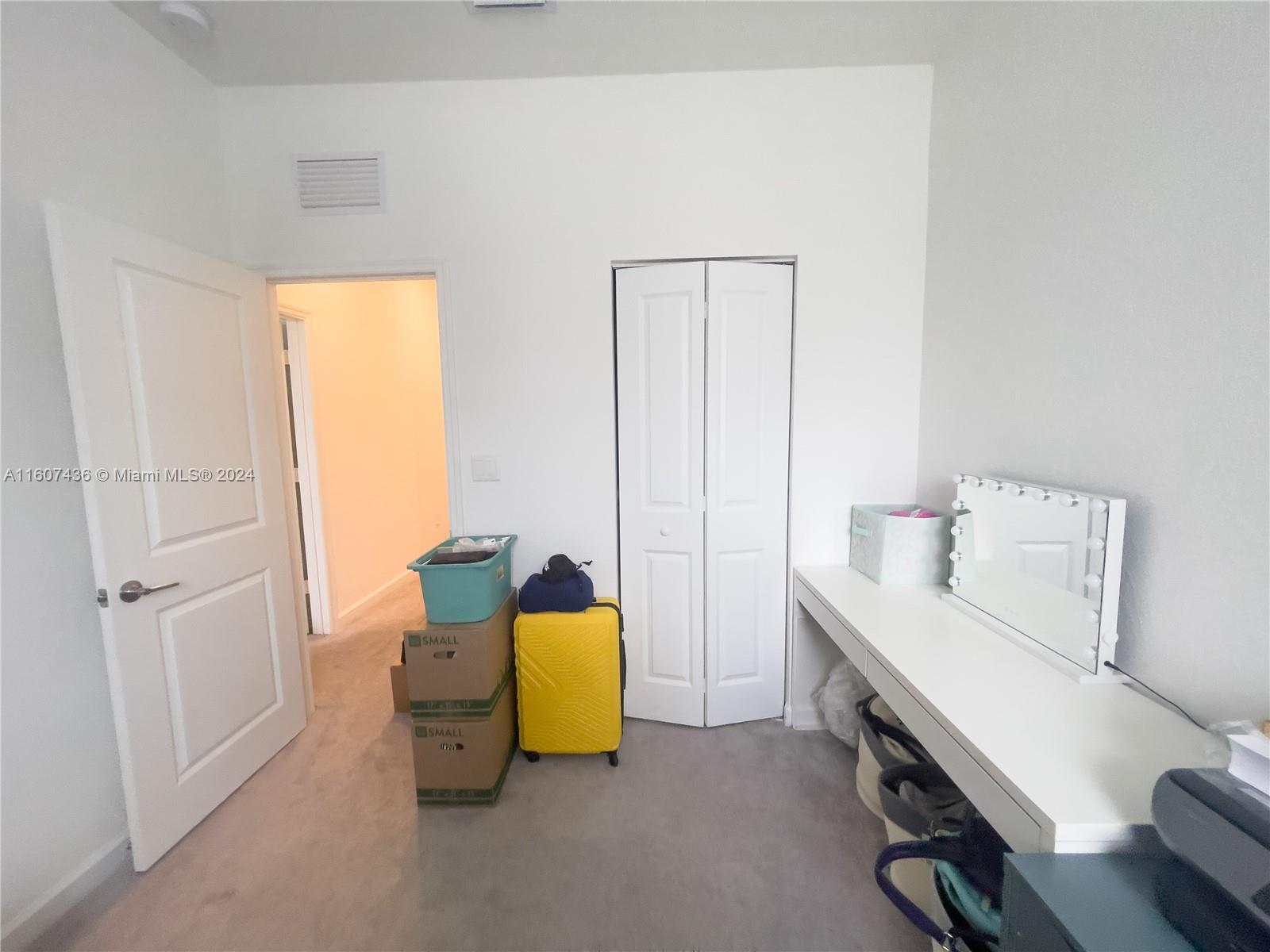 PINE ISLE - Residential Lease
