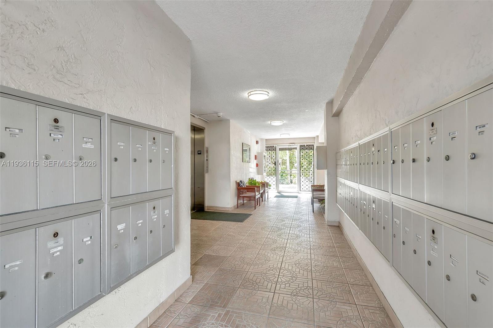 CROMWELL WEST CONDO - Residential