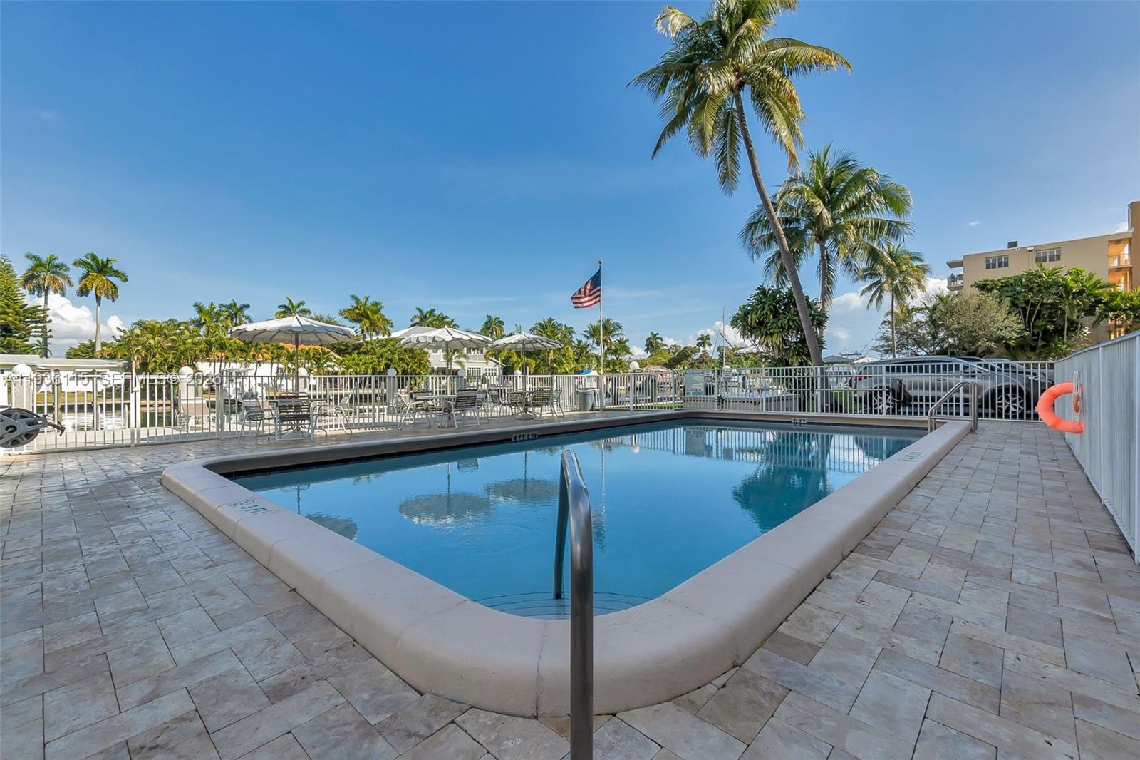 CROMWELL WEST CONDO - Residential