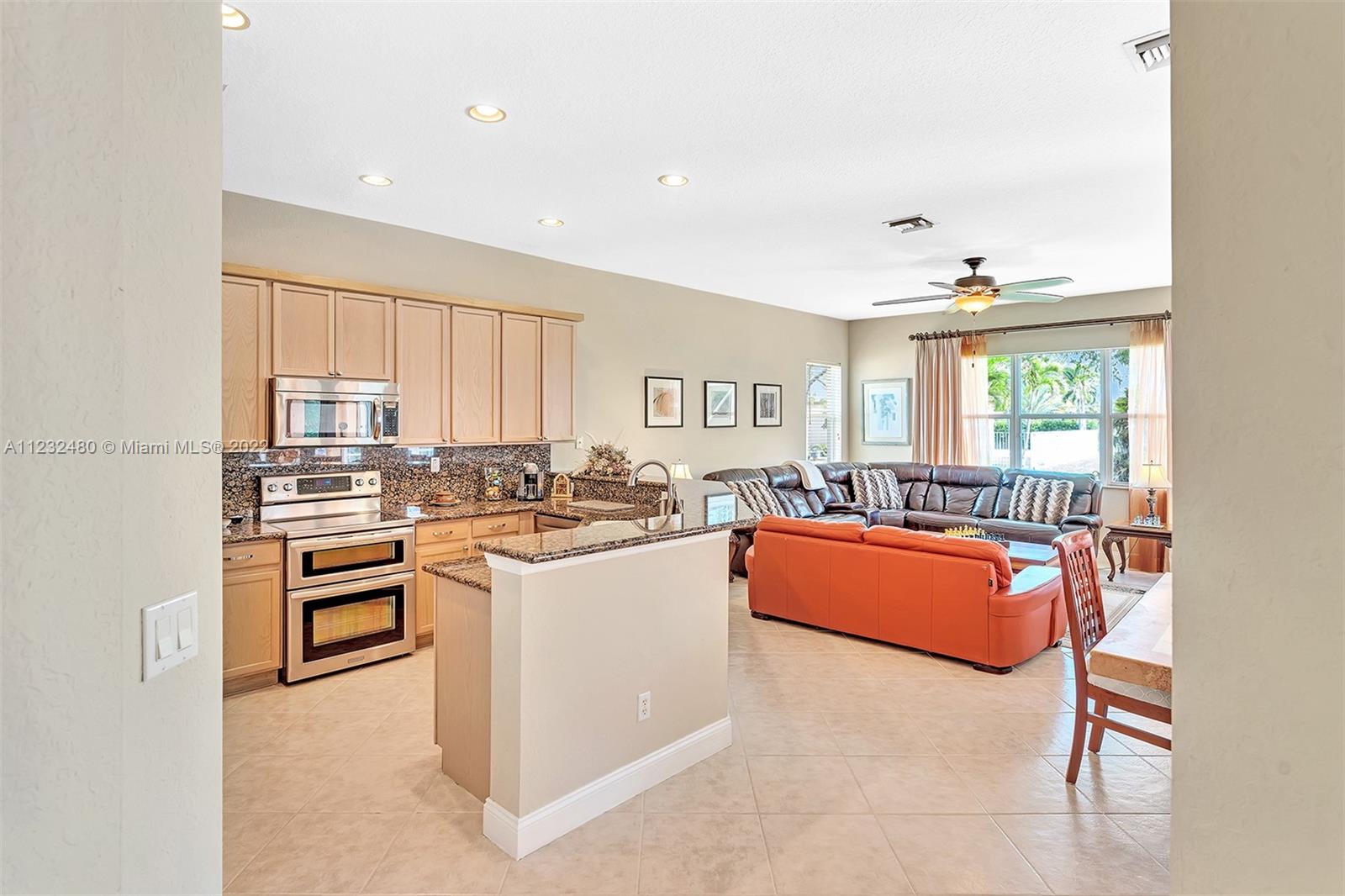 ISLES AT WESTON - Residential Lease
