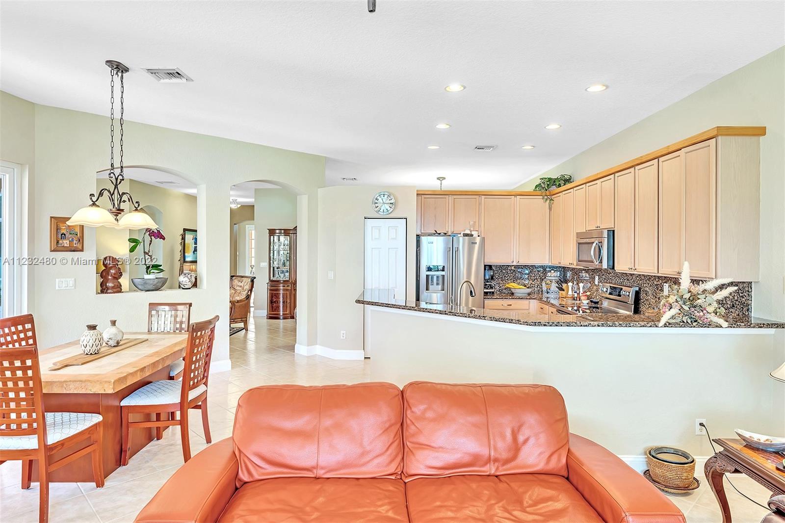 ISLES AT WESTON - Residential Lease