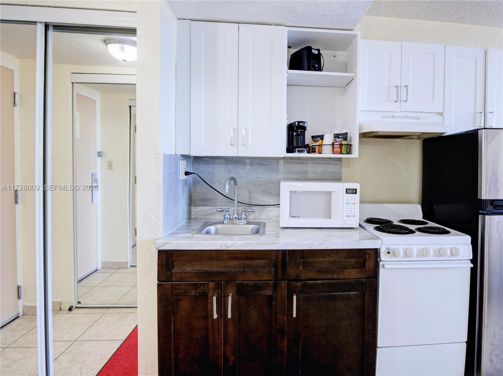 THE AVENTURA BEACH CLUB C - Residential