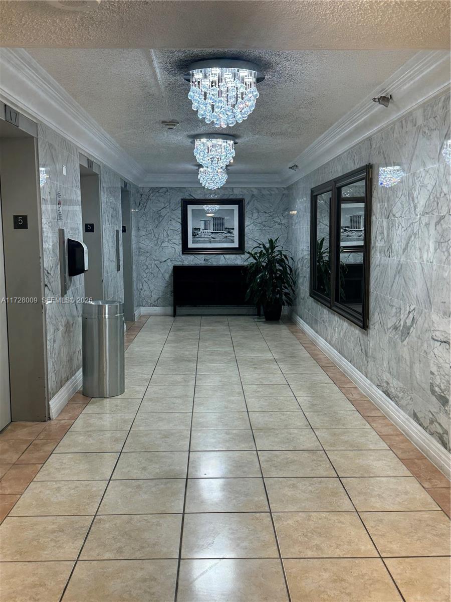 THE AVENTURA BEACH CLUB C - Residential