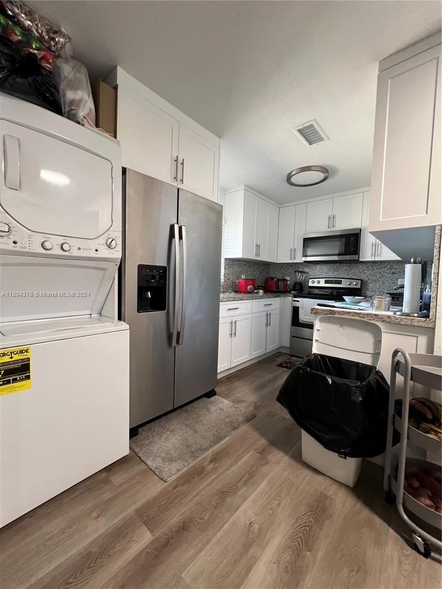 HIALEAH 11TH ADDN - Residential Income