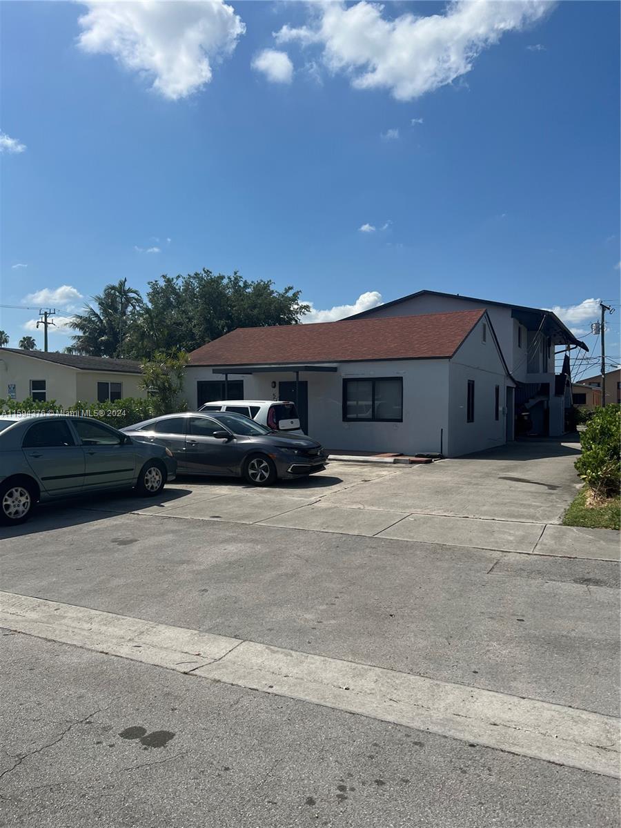 HIALEAH 11TH ADDN - Residential Income
