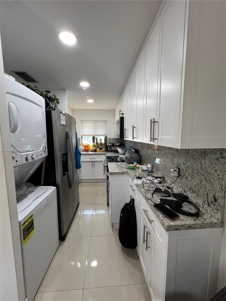 HIALEAH 11TH ADDN - Residential Income