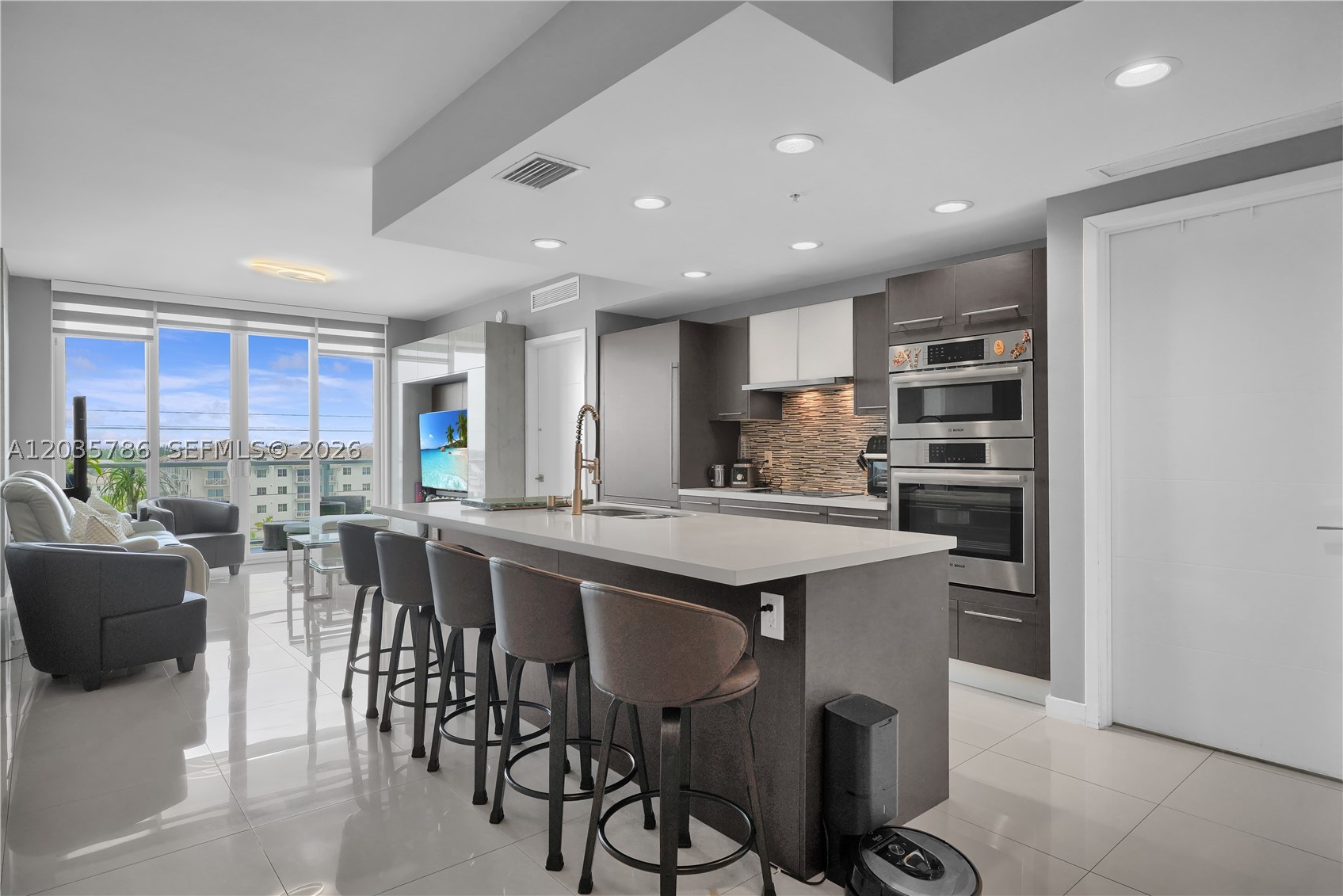 GRAND BAY COMMONS SOUTH - Residential