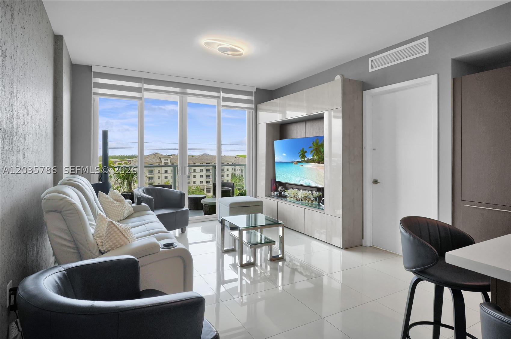 GRAND BAY COMMONS SOUTH - Residential