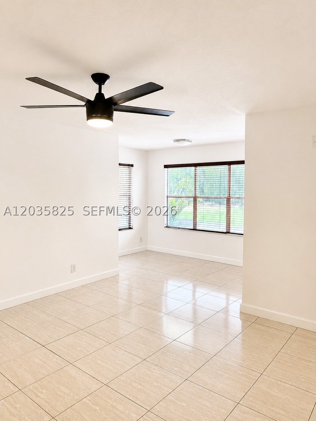 ISLES AT LAGO MAR CONDO - Residential Lease