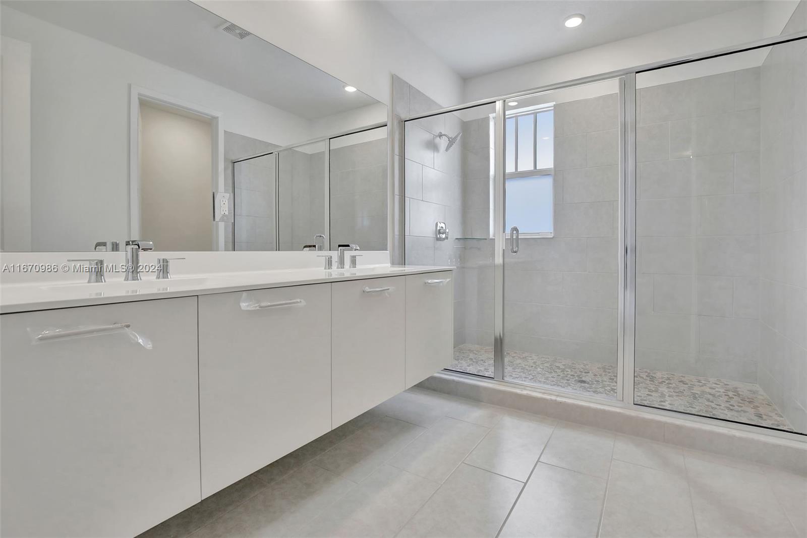 CRESCENT RIDGE - Residential Lease