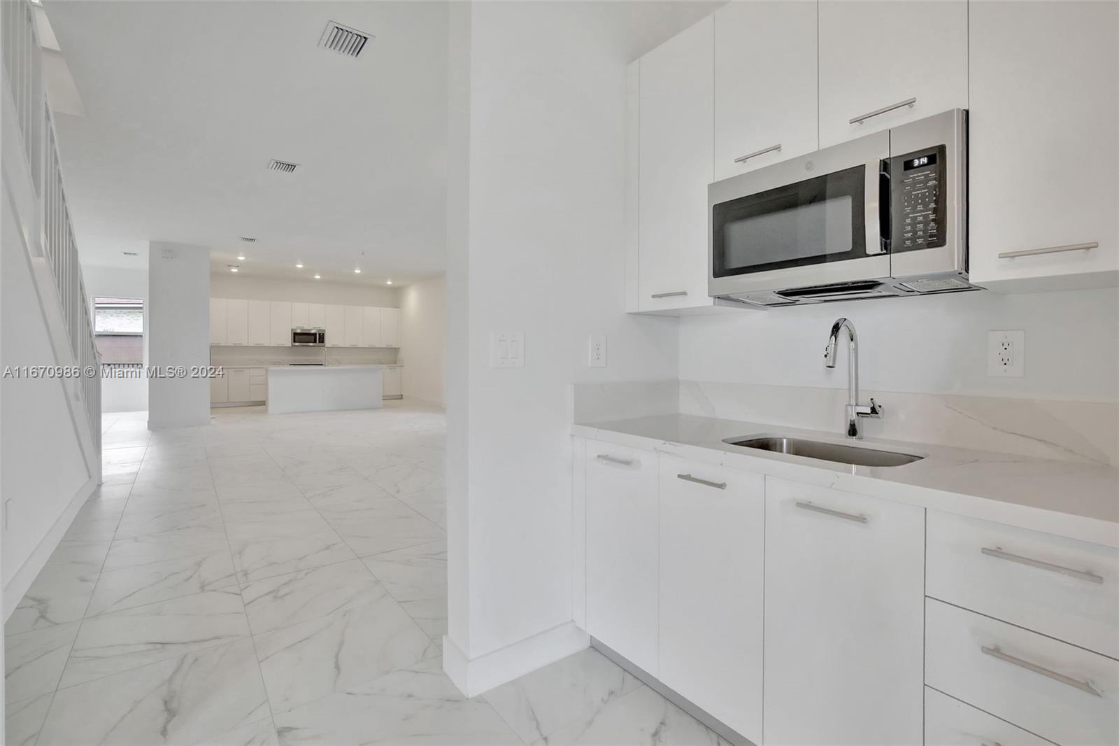 CRESCENT RIDGE - Residential Lease
