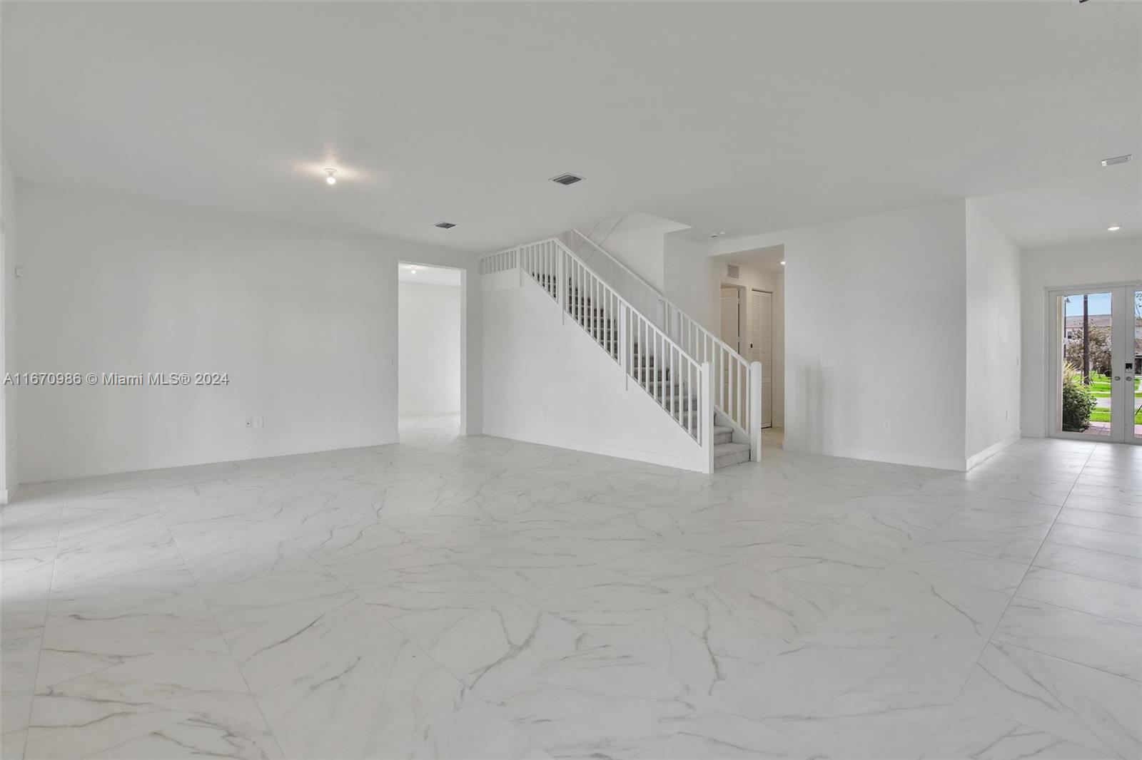 CRESCENT RIDGE - Residential Lease