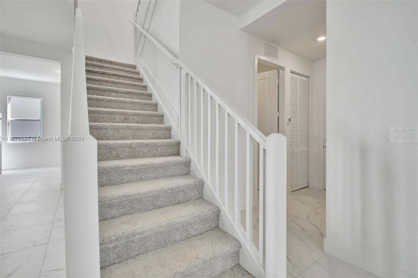 CRESCENT RIDGE - Residential Lease