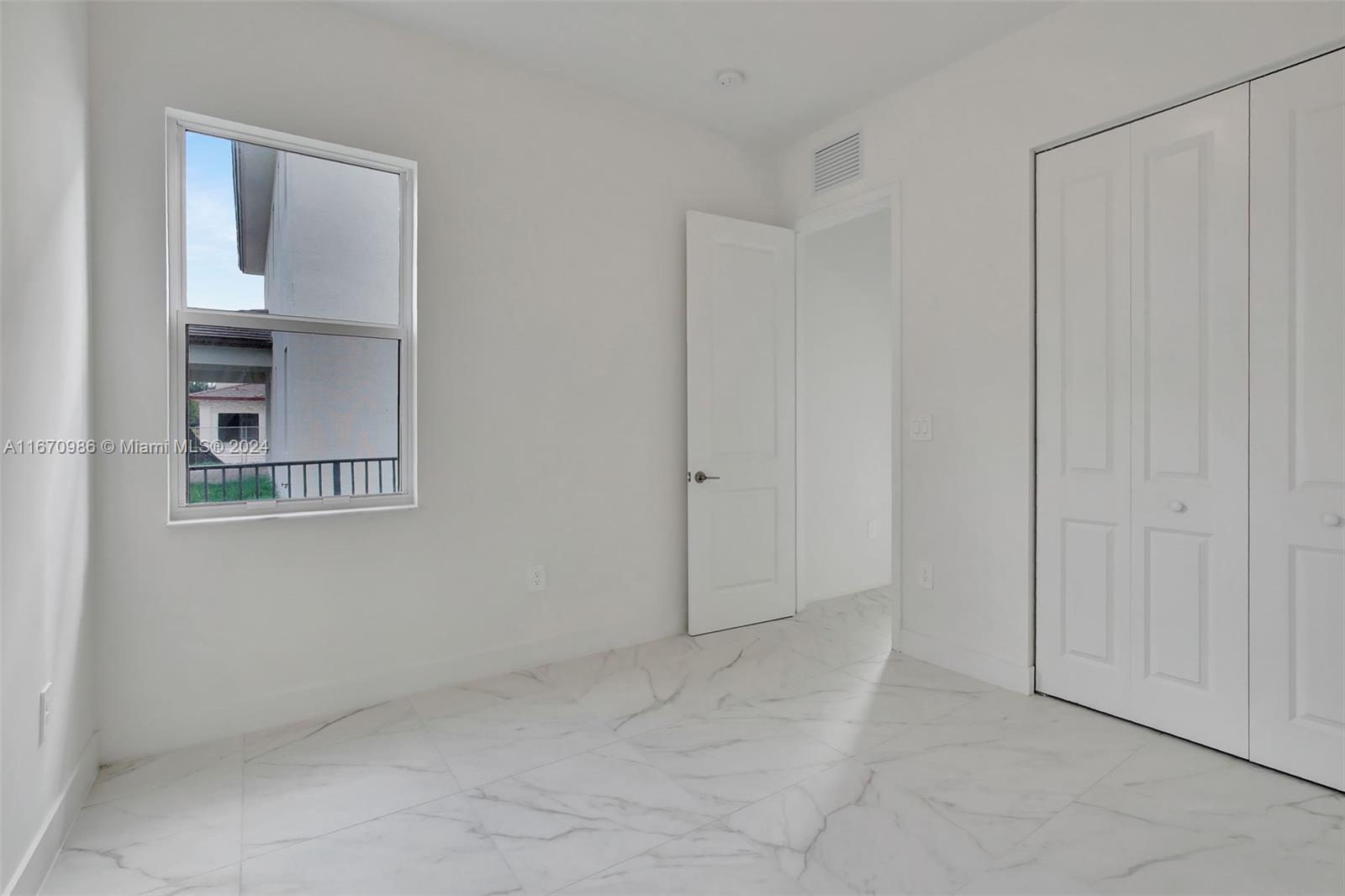 CRESCENT RIDGE - Residential Lease