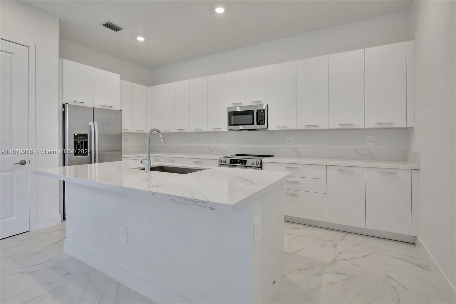 CRESCENT RIDGE - Residential Lease
