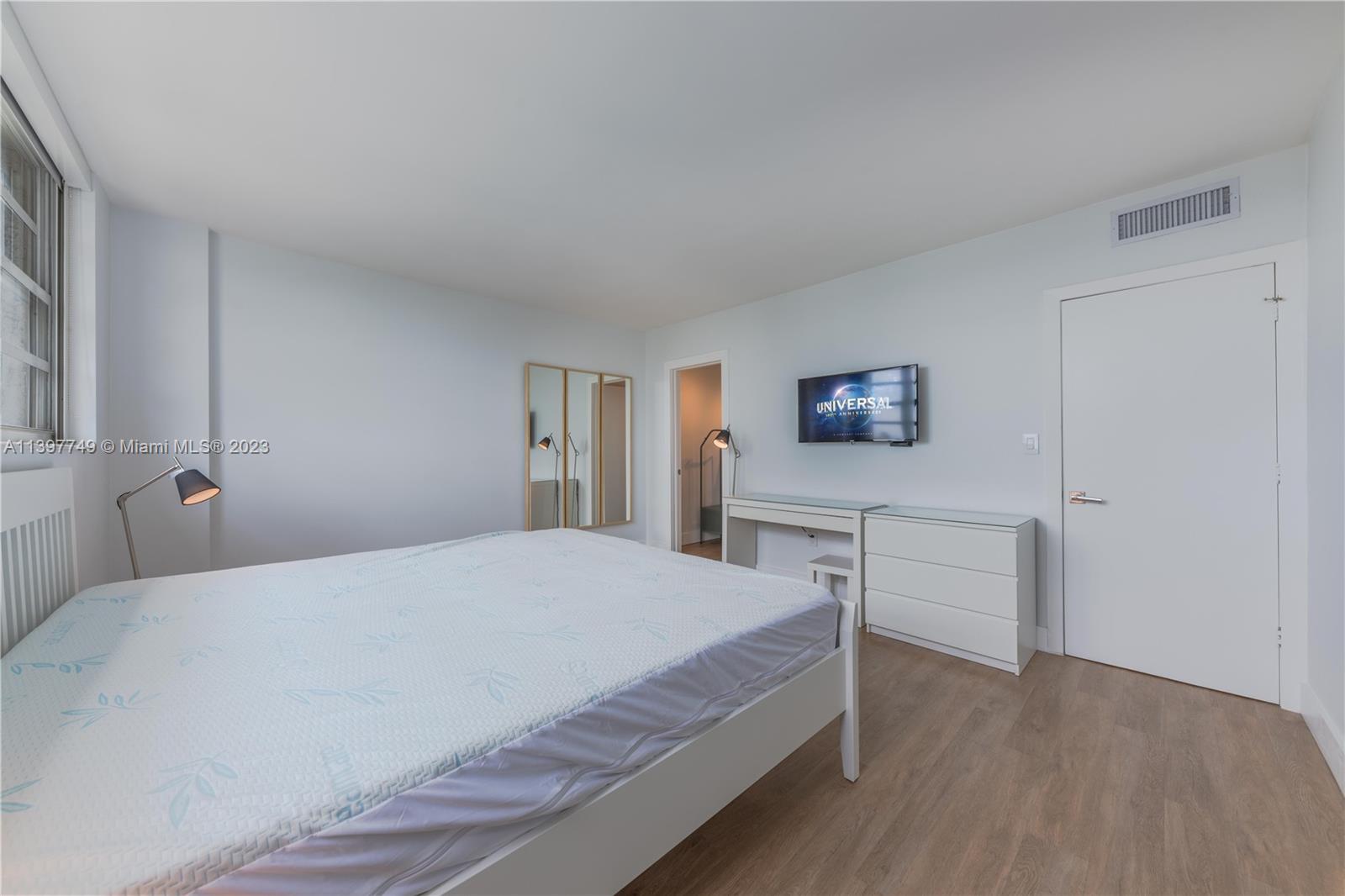 SOUTH BAY CLUB CONDO - Residential Lease